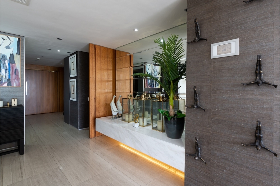 3 Bedroom Property for Sale in Mouille Point Western Cape